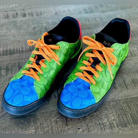Coach Signature C Monogram
Colorblock sneaker Mens/SIZE 11/Limited edition/Used - Picture 6 of 7